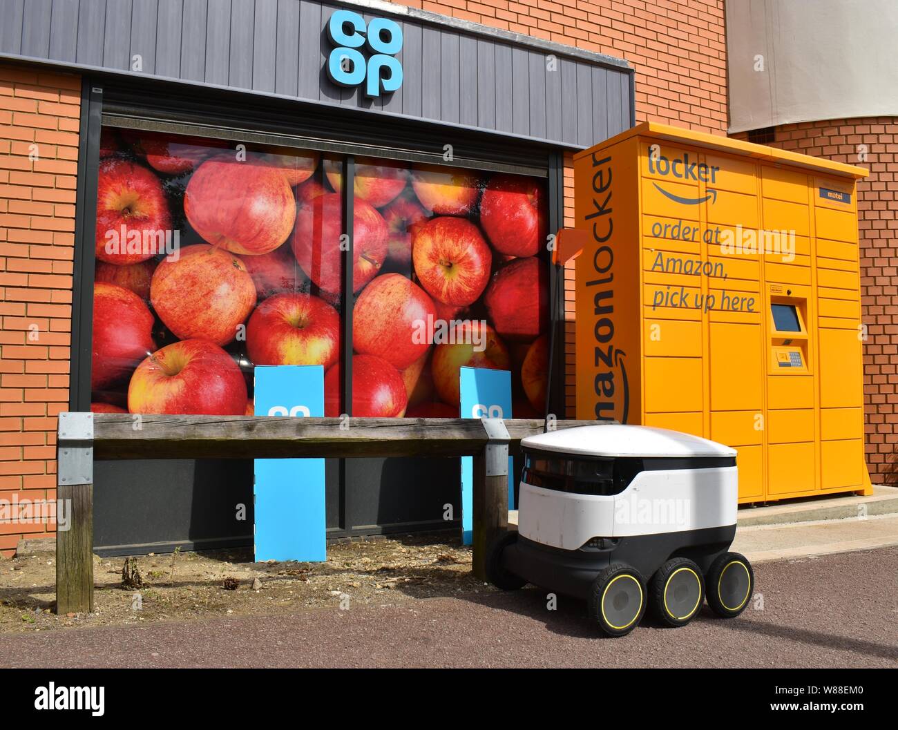 Starship Delivery Robot